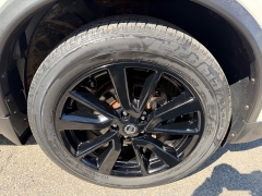 Used 2019  Nissan Rogue 4d SUV AWD SL at House of Carz near Rochester&comma; IN