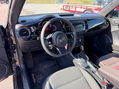 Used 2014  Volkswagen Beetle 2d Coupe 1&period;8T w&sol;Sunroof Auto&sol;PZEV at House of Carz near Rochester&comma; IN