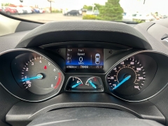 Used 2018 Ford Escape 4d SUV 4WD SEL at House of Carz near Rochester, IN