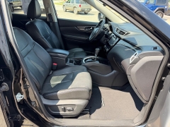 Used 2016  Nissan Rogue 4d SUV AWD SL at House of Carz near Rochester&comma; IN