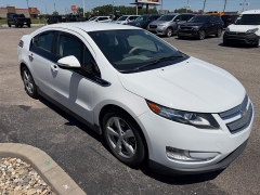 Used 2014  Chevrolet Volt 4d Hatchback at House of Carz near Rochester&comma; IN