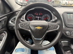 Used 2018  Chevrolet Malibu 4d Sedan LT at House of Carz near Rochester&comma; IN