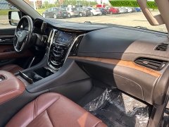 Used 2017 Cadillac Escalade 4d SUV 4WD Luxury at House of Carz near Rochester, IN
