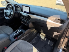 Used 2020  Ford Escape 4d SUV AWD SE at House of Carz near Rochester&comma; IN