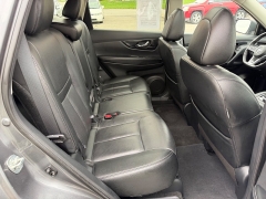 Used 2019  Nissan Rogue 4d SUV AWD SL at House of Carz near Rochester&comma; IN