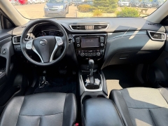 Used 2016  Nissan Rogue 4d SUV AWD SL at House of Carz near Rochester&comma; IN
