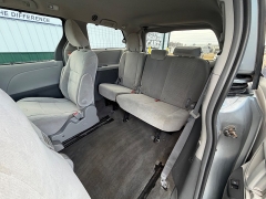 Used 2018  Toyota Sienna 4d Wagon LE 7-Pass w&sol;Auto Access Seat at House of Carz near Rochester&comma; IN