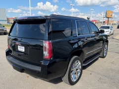 Used 2018  GMC Yukon 4d SUV 4WD SLT at House of Carz near Rochester&comma; IN