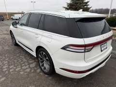 Used 2020  Lincoln Aviator 4d SUV AWD Grand Touring at House of Carz near Rochester, IN