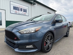  2018 Ford Focus 4d Hatchback ST at House of Carz near Rochester&comma; IN