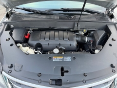 Used 2015  Chevrolet Traverse 4d SUV AWD LT2 at House of Carz near Rochester&comma; IN