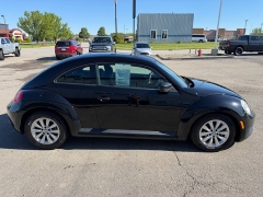 Used 2014  Volkswagen Beetle 2d Coupe 1&period;8T w&sol;Sunroof Auto&sol;PZEV at House of Carz near Rochester&comma; IN