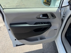 Used 2018  Chrysler Pacifica 4d Wagon Limited at House of Carz near Rochester&comma; IN