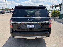 Used 2018  Ford Expedition Max 4d SUV 4WD Limited at House of Carz near Rochester&comma; IN