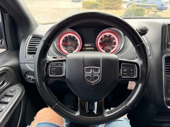 Used 2018  Dodge Grand Caravan 4d Wagon SE at House of Carz near Rochester&comma; IN