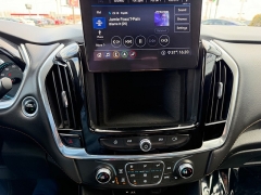 Used 2020  Chevrolet Traverse 4d SUV AWD LT Leather at House of Carz near Rochester&comma; IN