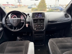 Used 2018  Dodge Grand Caravan 4d Wagon SE at House of Carz near Rochester&comma; IN