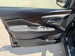 Used 2019  Nissan Murano 4d SUV AWD Platinum at House of Carz near Rochester&comma; IN