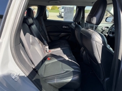 Used 2021  Jeep Cherokee Latitude Lux 4x4 at House of Carz near Rochester&comma; IN