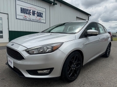  2016 Ford Focus 4d Hatchback SE at House of Carz near Rochester&comma; IN