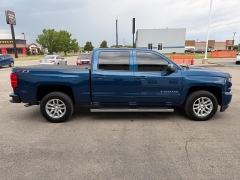 Used 2018  Chevrolet Silverado 1500 4WD Crew Cab LT Z71 at House of Carz near Rochester&comma; IN