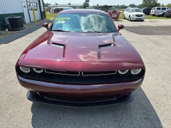 Used 2017  Dodge Challenger 2d Coupe SXT at House of Carz near Rochester, IN