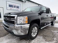  2013 Chevrolet Silverado 2500 4WD Crew Cab LT at House of Carz near Rochester&comma; IN
