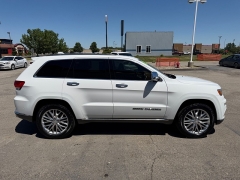 Used 2018  Jeep Grand Cherokee 4d SUV 4WD Summit V6 at House of Carz near Rochester&comma; IN