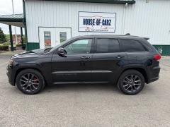 Used 2018  Jeep Grand Cherokee 4d SUV 2WD Overland V6 High Altitude at House of Carz near Rochester&comma; IN