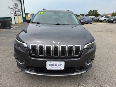 Used 2019  Jeep Cherokee 4d SUV 4WD Limited 3&period;2L at House of Carz near Rochester&comma; IN