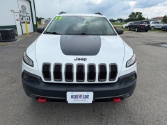 Used 2015  Jeep Cherokee 4d SUV 4WD Trailhawk V6 at House of Carz near Rochester&comma; IN