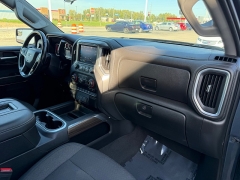 Used 2019  Chevrolet Silverado 1500 4WD Double Cab RST at House of Carz near Rochester&comma; IN