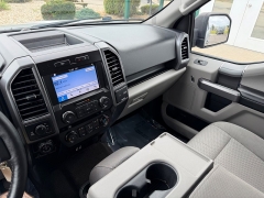 Used 2019  Ford F-150 4WD SuperCrew XLT 5 1&sol;2 at House of Carz near Rochester&comma; IN