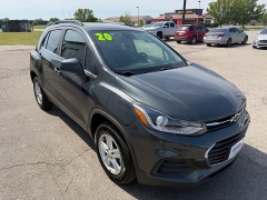 Used 2020  Chevrolet Trax 4d SUV AWD LT at House of Carz near Rochester&comma; IN