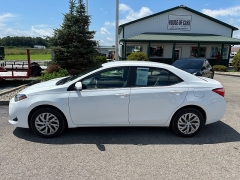 Used 2018 Toyota Corolla 4d Sedan LE at House of Carz near Rochester, IN