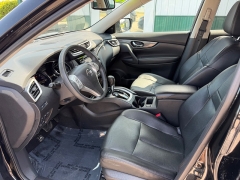 Used 2016  Nissan Rogue 4d SUV AWD SL at House of Carz near Rochester&comma; IN