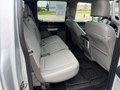 Used 2015  Ford F-150 4WD Supercrew Lariat 5 1&sol;2 at House of Carz near Rochester&comma; IN