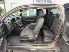Used 2016  GMC Canyon 4WD Ext Cab SLE at House of Carz near Rochester&comma; IN