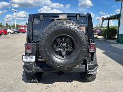 Used 2017 Jeep Wrangler Unlimited 4d Convertible Rubicon at House of Carz near Rochester, IN