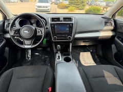 Used 2019  Subaru Outback 4d SUV 2&period;5i Premium at House of Carz near Rochester&comma; IN