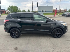 Used 2018 Ford Escape 4d SUV 4WD SEL at House of Carz near Rochester, IN