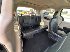 Used 2019 Chrysler Pacifica 4d Wagon Limited at House of Carz near Rochester, IN