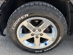 Used 2012  Ram 1500 4WD Crew Cab Sport at House of Carz near Rochester&comma; IN