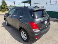 Used 2020  Chevrolet Trax 4d SUV AWD LT at House of Carz near Rochester&comma; IN