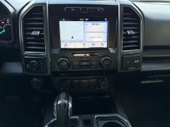 Used 2018  Ford F-150 4WD SuperCrew XLT 5 1&sol;2 at House of Carz near Rochester&comma; IN