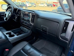Used 2017  GMC Sierra 1500 4WD Double Cab SLT at House of Carz near Rochester&comma; IN