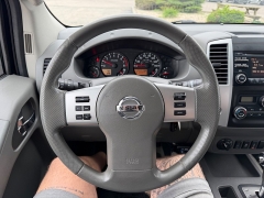 Used 2014  Nissan Frontier 4WD Crew Cab SV Auto at House of Carz near Rochester&comma; IN
