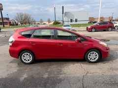 Used 2013  Toyota Prius v 5d Wagon Three at House of Carz near Rochester&comma; IN