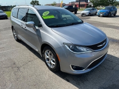 Used 2019 Chrysler Pacifica 4d Wagon Limited at House of Carz near Rochester, IN