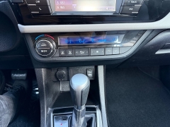 Used 2014  Toyota Corolla 4d Sedan LE at House of Carz near Rochester, IN